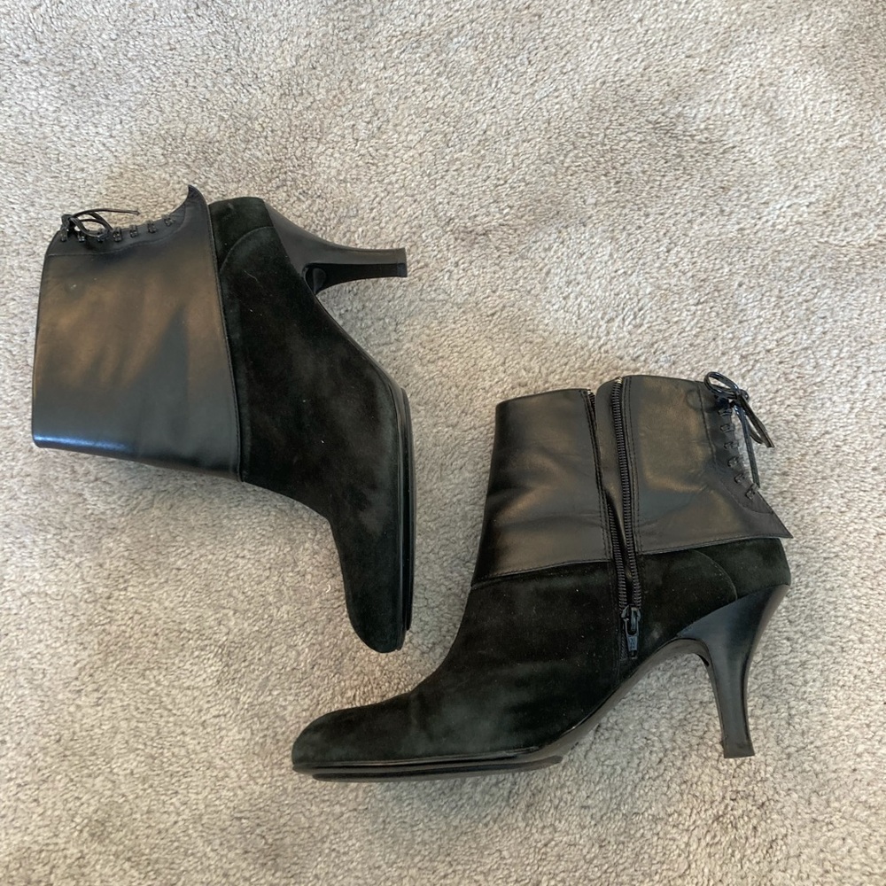 Soft. Great condition. 2inch bootie